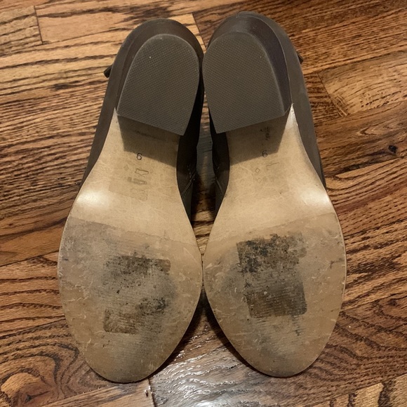 Booties - Picture 4 of 4